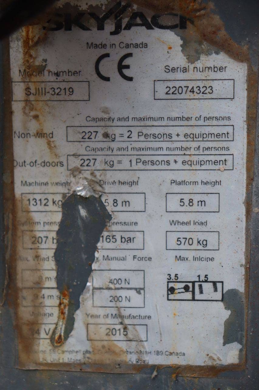 Scissor lift Skyjack SJ 3219 Electric 7.8m 2015