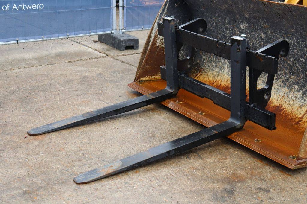 Wheel loader Caterpillar 906 Diesel 55.4kW 2024 DEMO