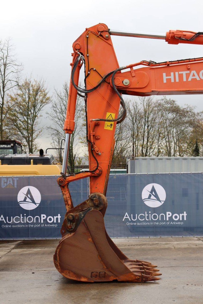 Crawler excavator Hitachi ZX350LCN-6 Diesel 210kW 2018