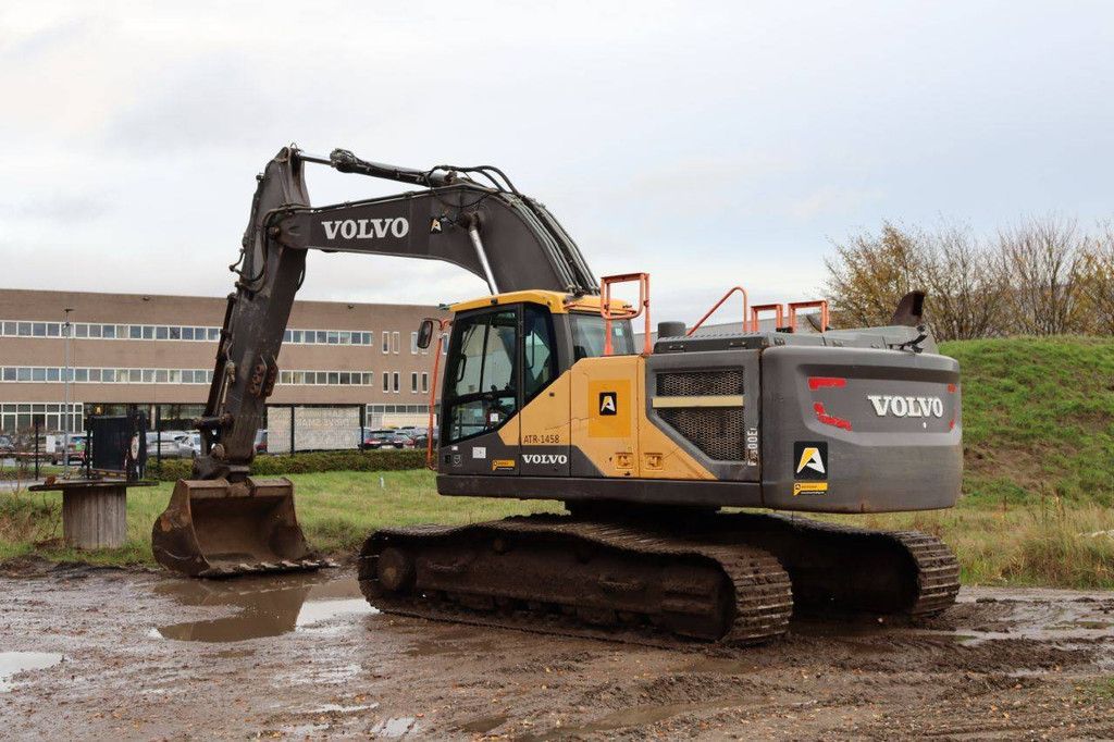 Raupenbagger Volvo EC300EL Diesel 180kW 2017