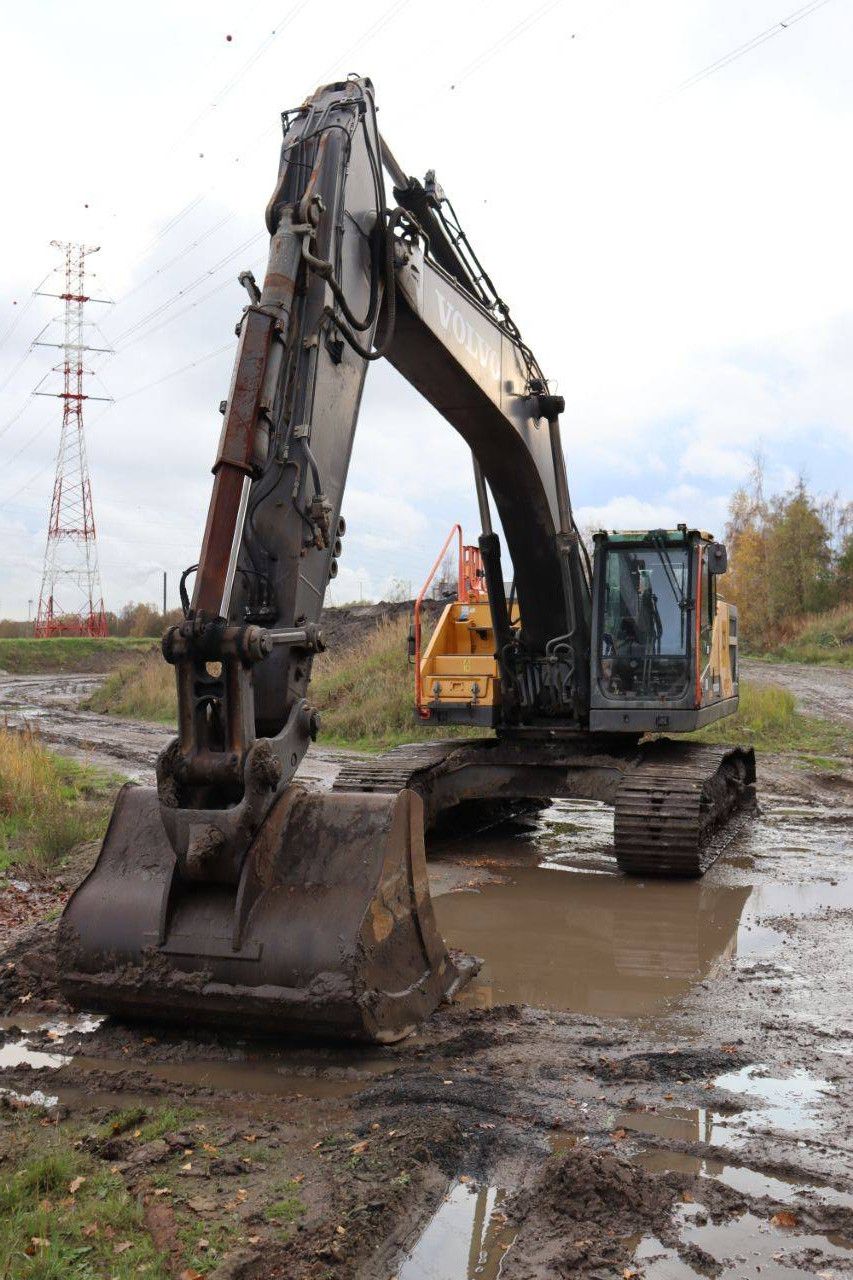 Raupenbagger Volvo EC300EL Diesel 180kW 2017