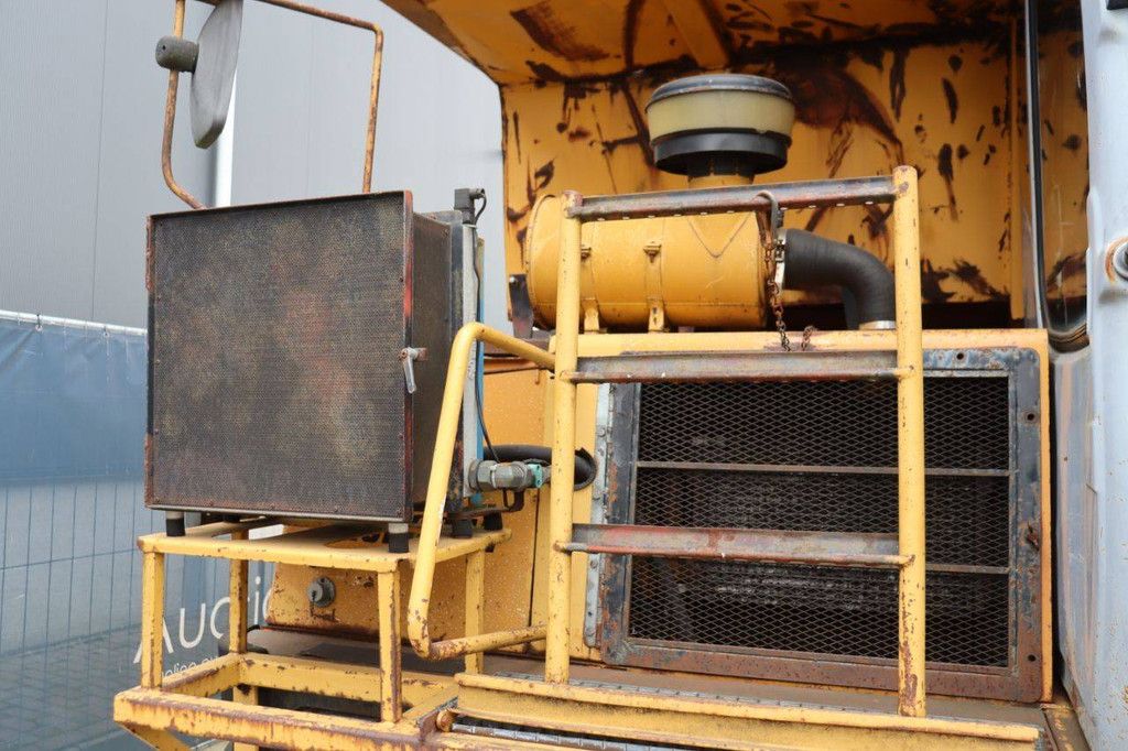 Tracked dumper Morooka MST-1500V Diesel 150kW 1998