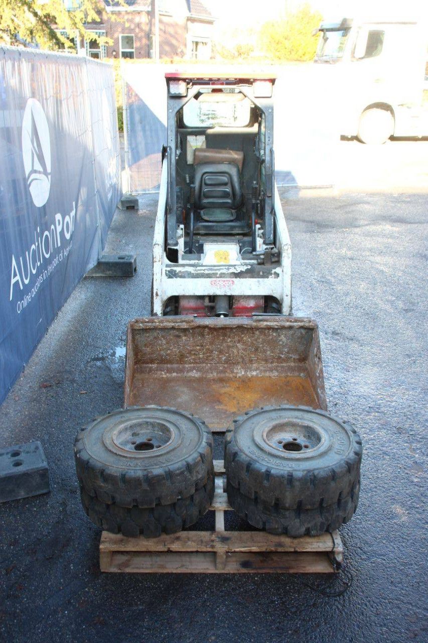 Skid steer loader Bobcat 530 Diesel