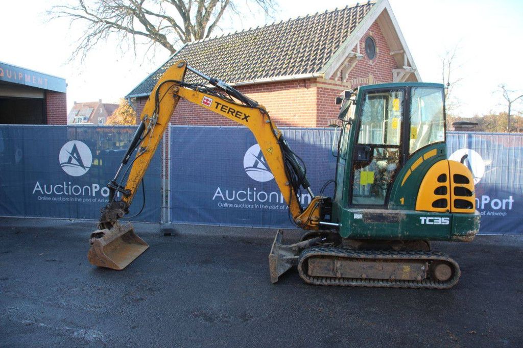 Crawler excavator Terex TC35 Diesel 2012