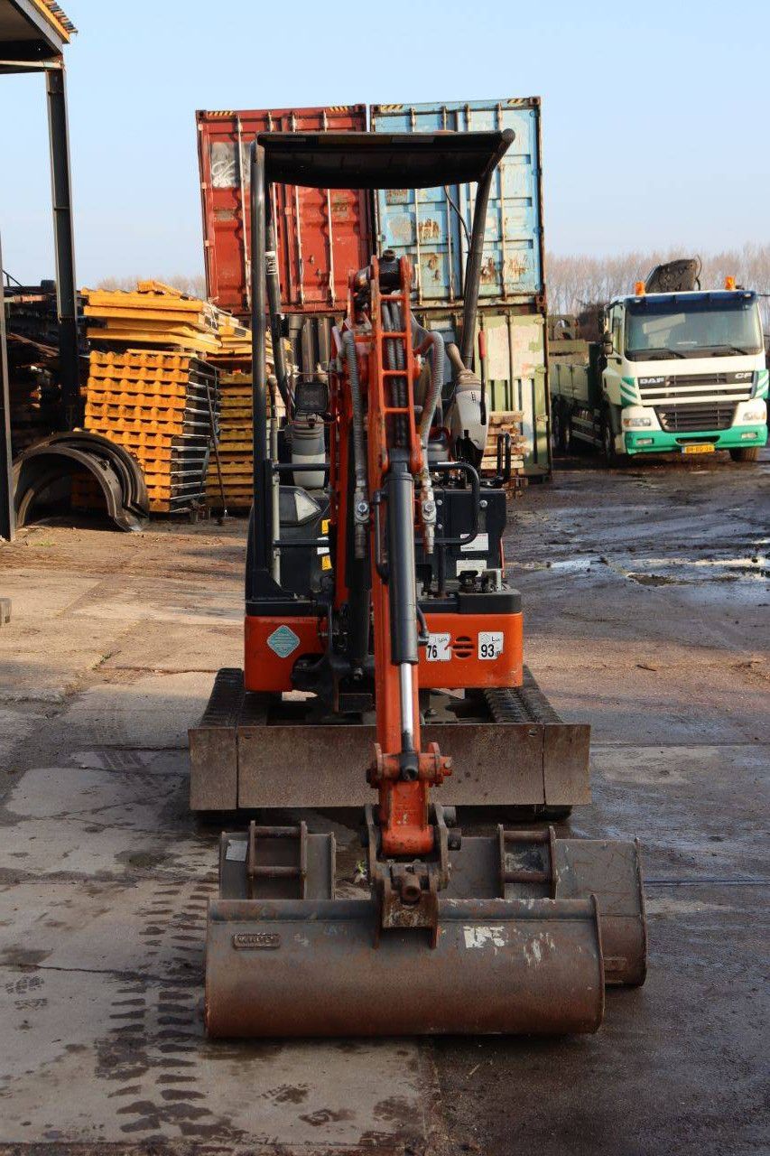 Minigraver Hitachi ZX19U-6 Diesel 11.5kW