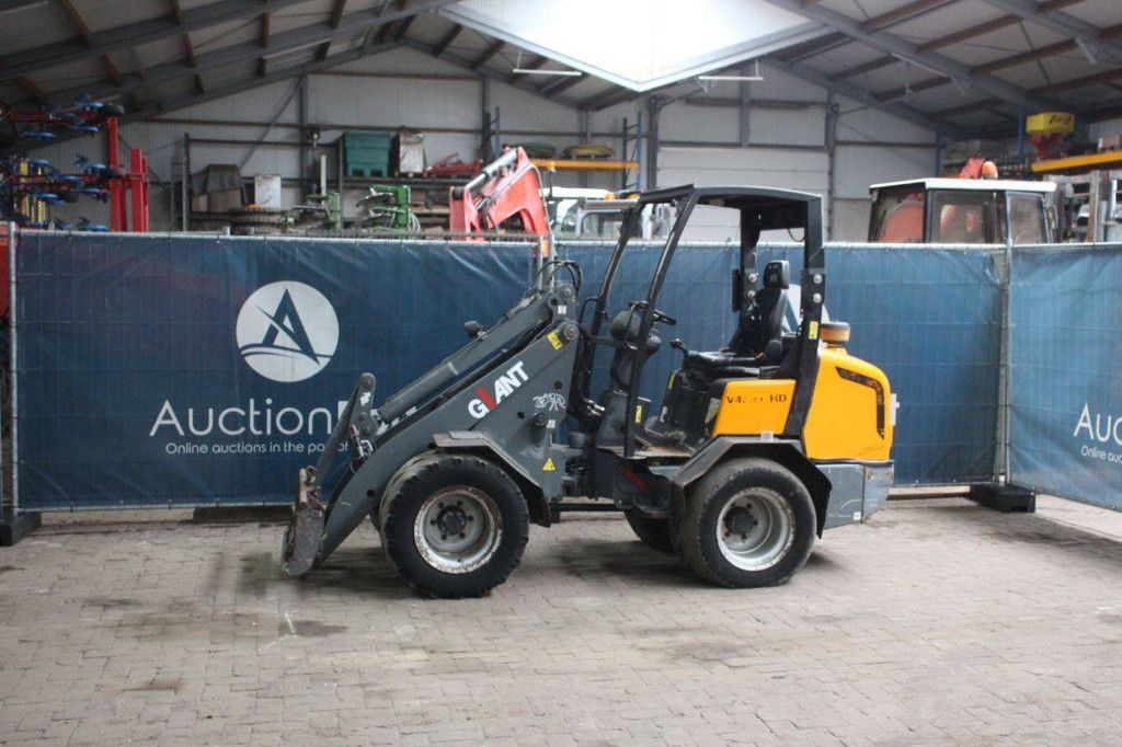 Wheel loader Giant V452T HD Diesel 33kW 2014