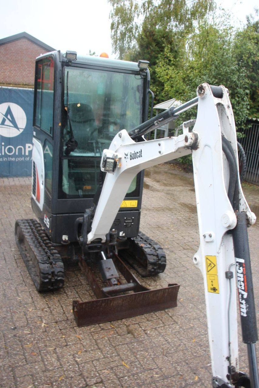 Mini excavator Bobcat E19 Diesel 10.2kW 2016