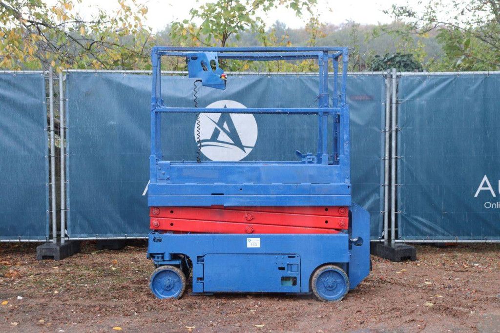 Scissor lift Genie GS-1532 Electric 6.6m 2014