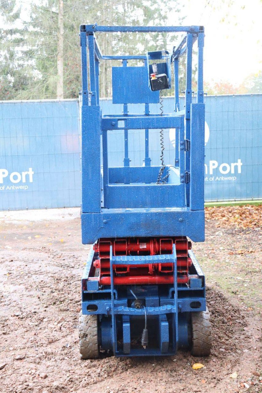 Scissor lift Genie GS-1532 Electric 6.6m 2014