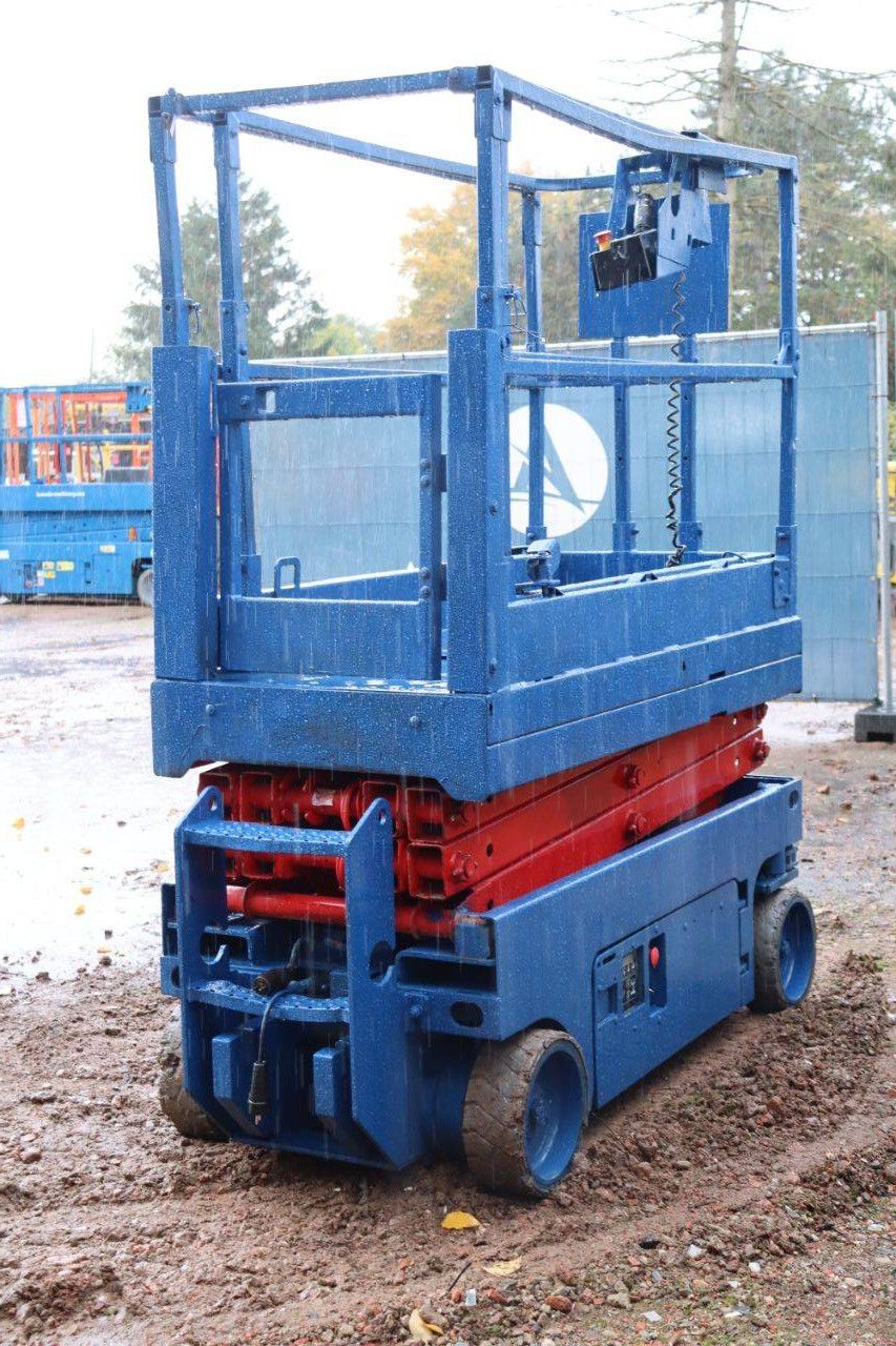 Scissor lift Genie GS-1532 Electric 6.6m 2014