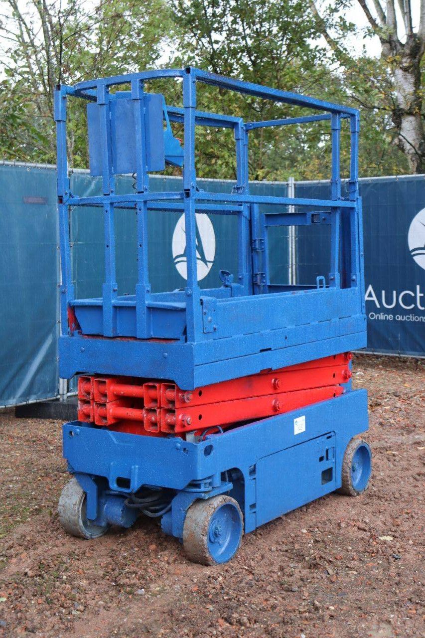Scissor lift Genie GS-1532 Electric 6.6m 2014
