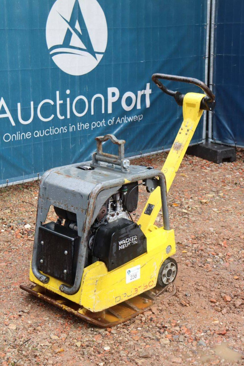 Vibrating plate Wacker Neuson DPU3750 Diesel 4.2kW 2016