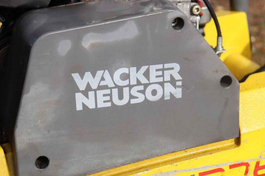 Vibrating plate Wacker Neuson DPU3760 Diesel 4.2kW 2016