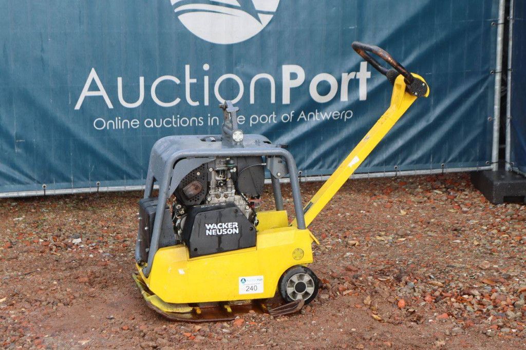 Vibrating plate Wacker Neuson DPU3760 Diesel 4.2kW 2017