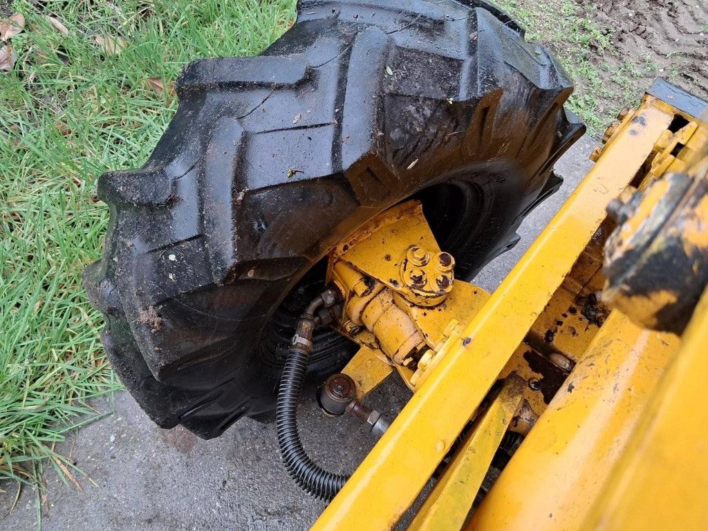 Wheel dumper Thwaites Mach 001 Diesel 2000