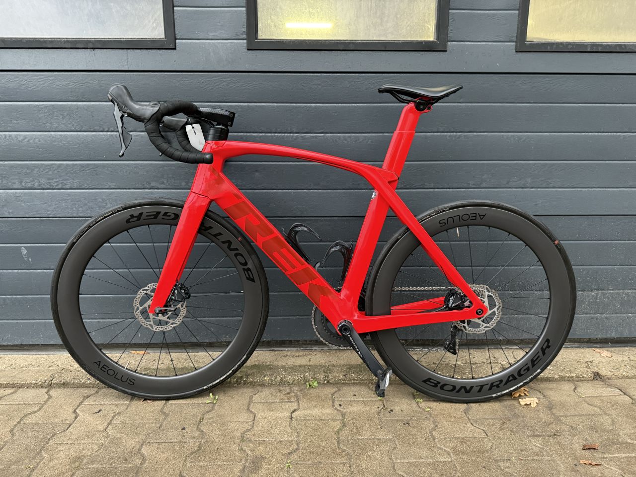 Trek Madone SL 6 , volledig carbon , Shimano (incl Btw en fact.)