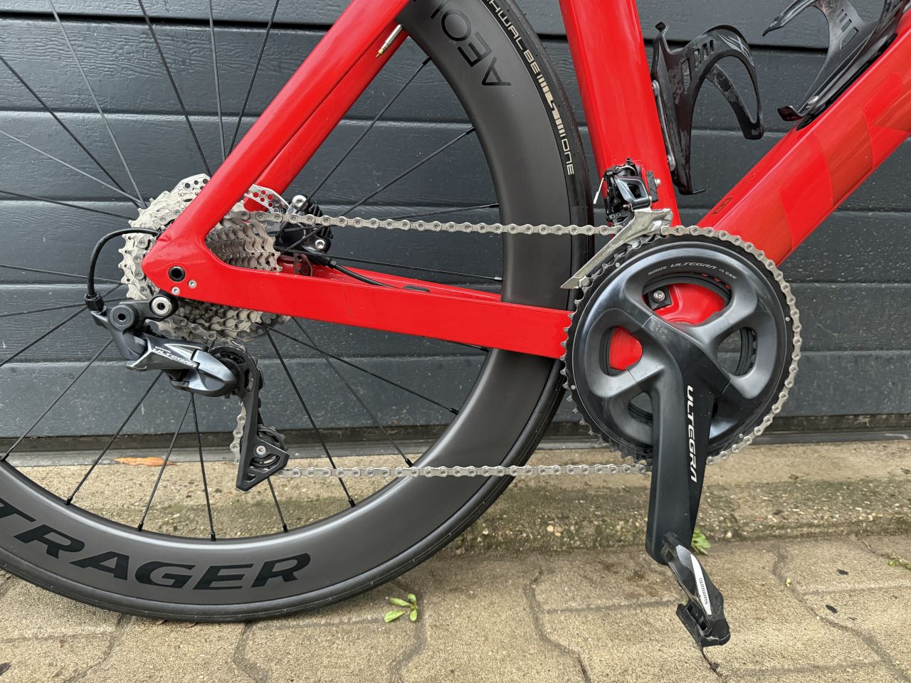 Trek Madone SL 6 , volledig carbon , Shimano (incl Btw en fact.)