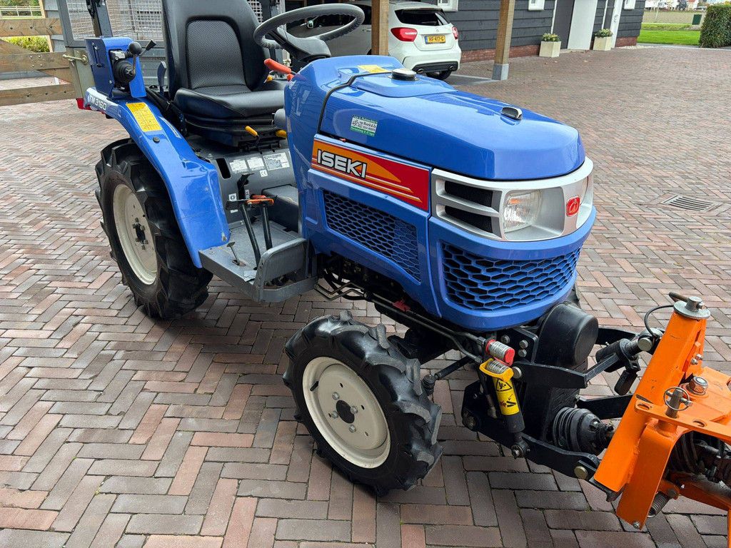 Minitractor Iseki TM3160 Diesel 2012 met Aanbouwdeel Veegmachine/Grondschuif/Aanhangwagen