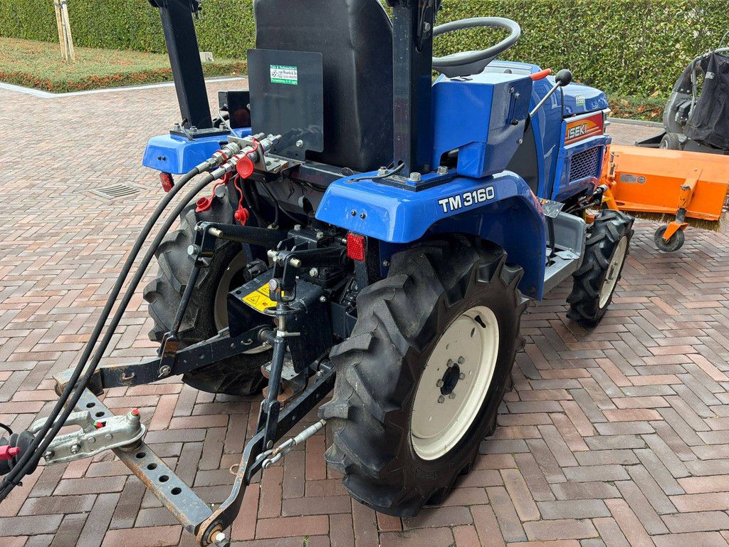 Minitractor Iseki TM3160 Diesel 2012 met Aanbouwdeel Veegmachine/Grondschuif/Aanhangwagen