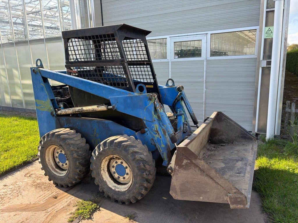 Skid steer loader Bobcat 825 Diesel (Margin)
