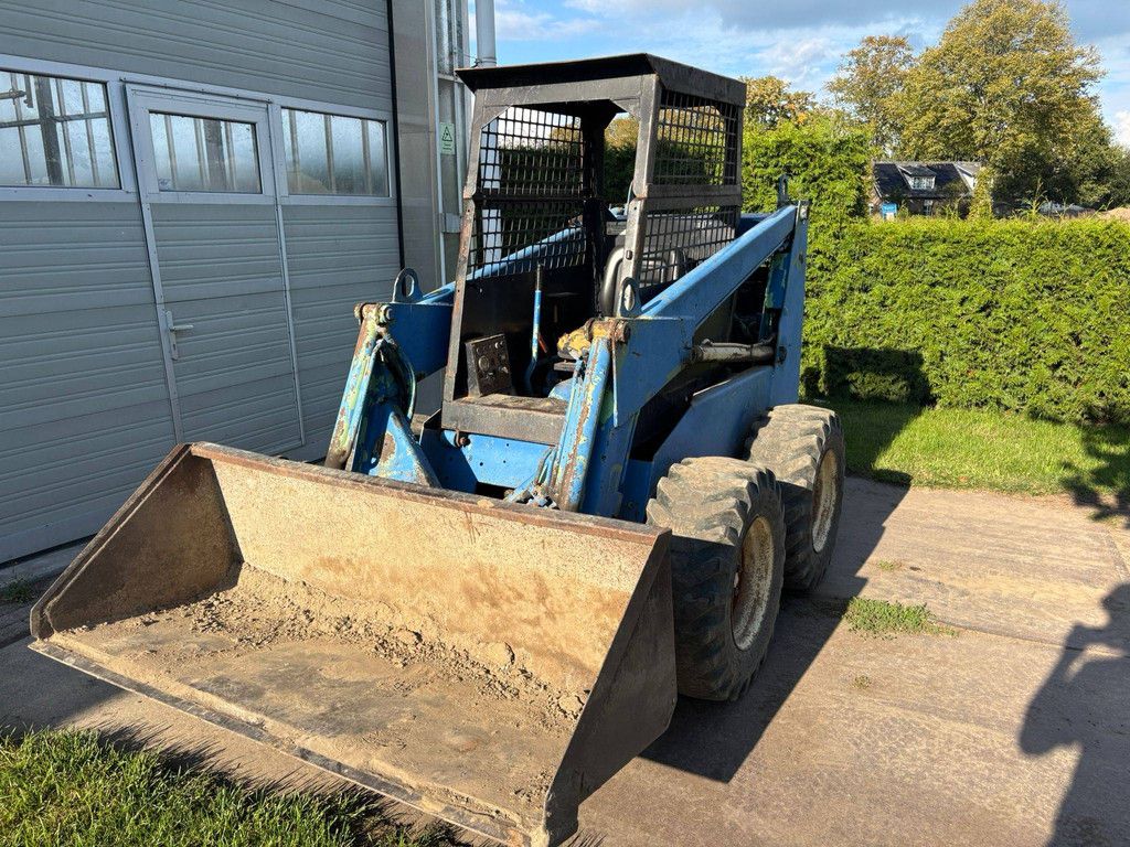 Skid steer loader Bobcat 825 Diesel (Margin)