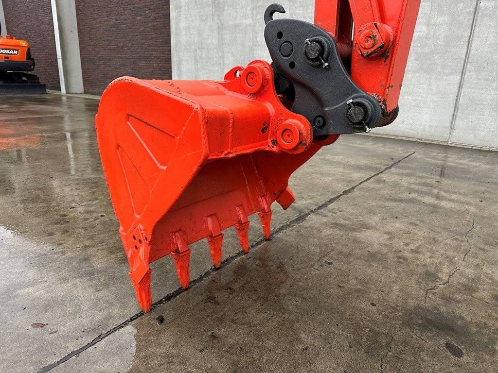 Crawler excavator Kubota KX165-5 Diesel 2016
