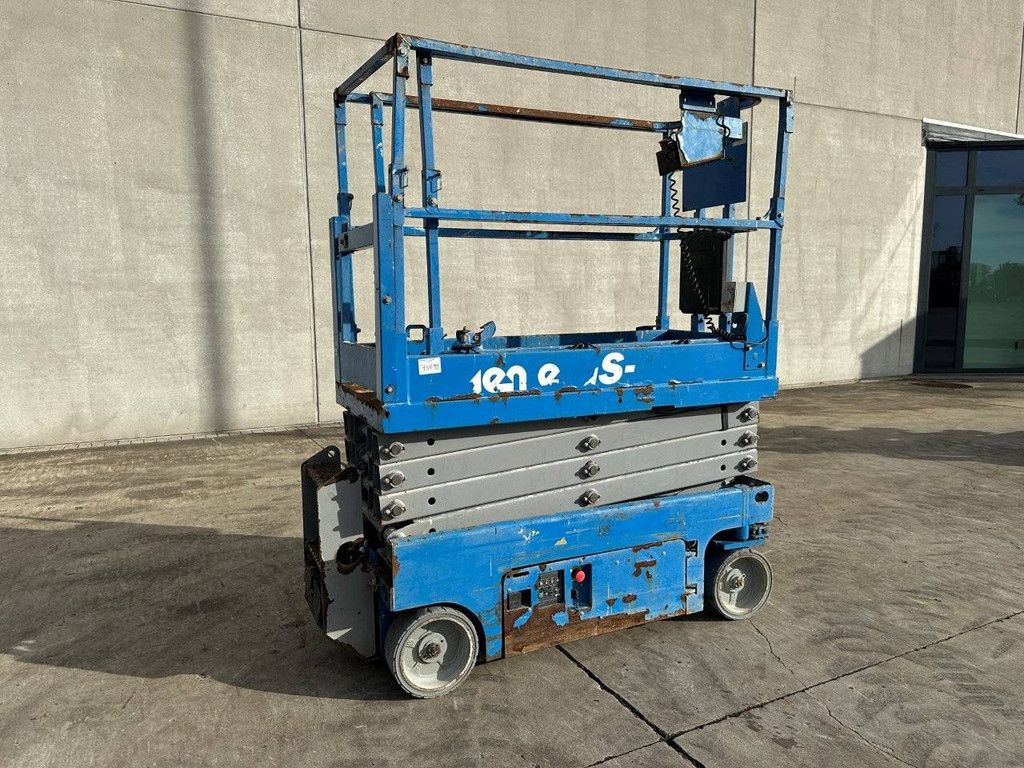 Scissor lift Genie GS-1930 Electric 7.85m 2014