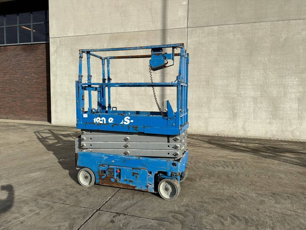 Scissor lift Genie GS-1930 Electric 7.85m 2014
