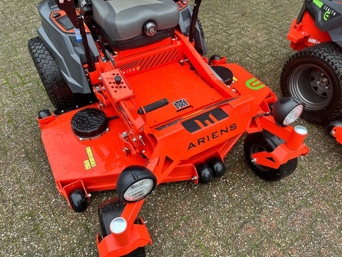 Ariens Zenith E 60RD Elektrische zeroturn maaiers NIEUW!! (2x)