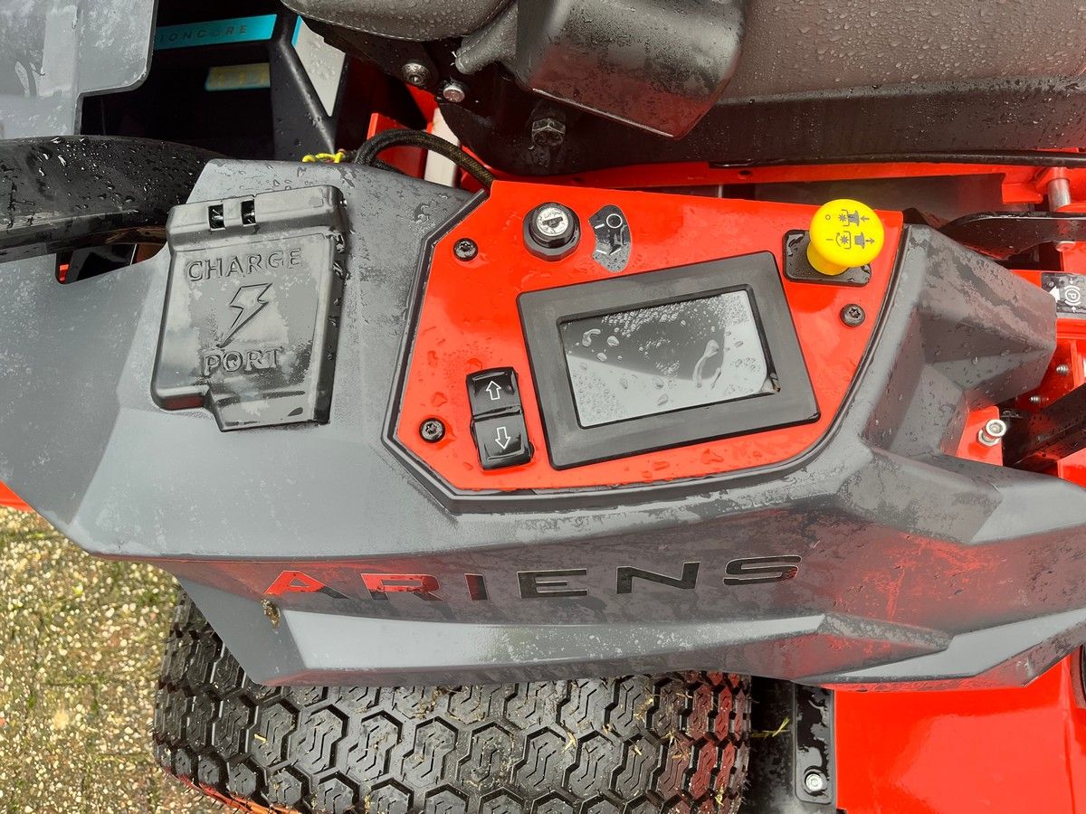 Ariens Zenith E 60RD Elektrische zeroturn maaiers NIEUW!! (2x)