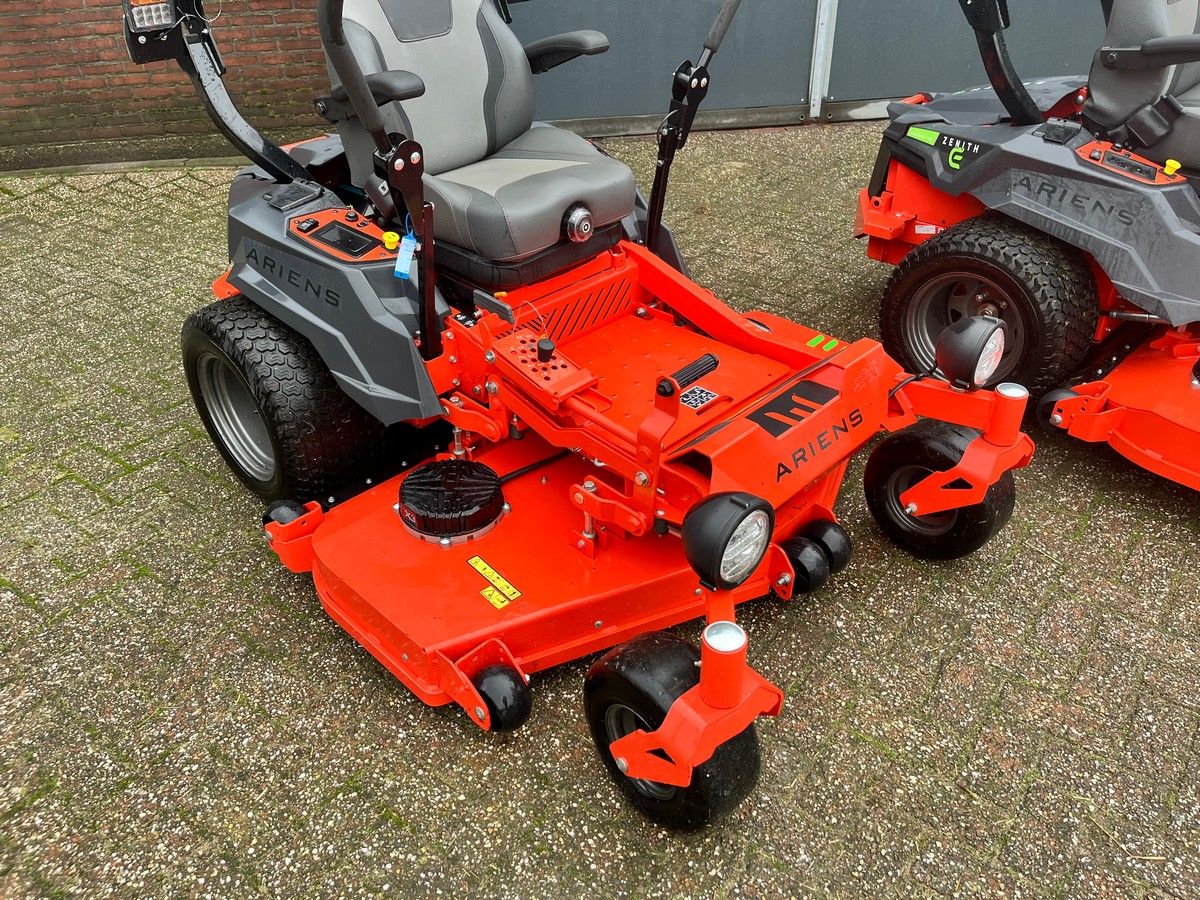 Ariens Zenith E 60RD Elektrische zeroturn maaiers NIEUW!! (2x)