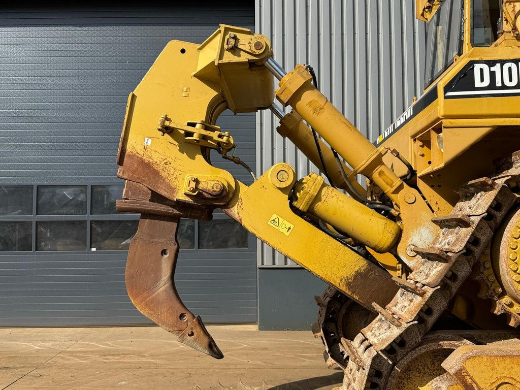 Caterpillar D10N