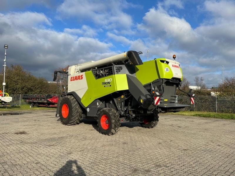 Claas TRION 530 MONTANA
