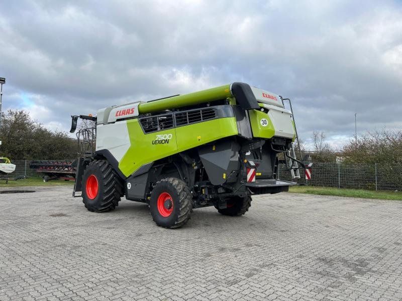 Claas LEXION 7500
