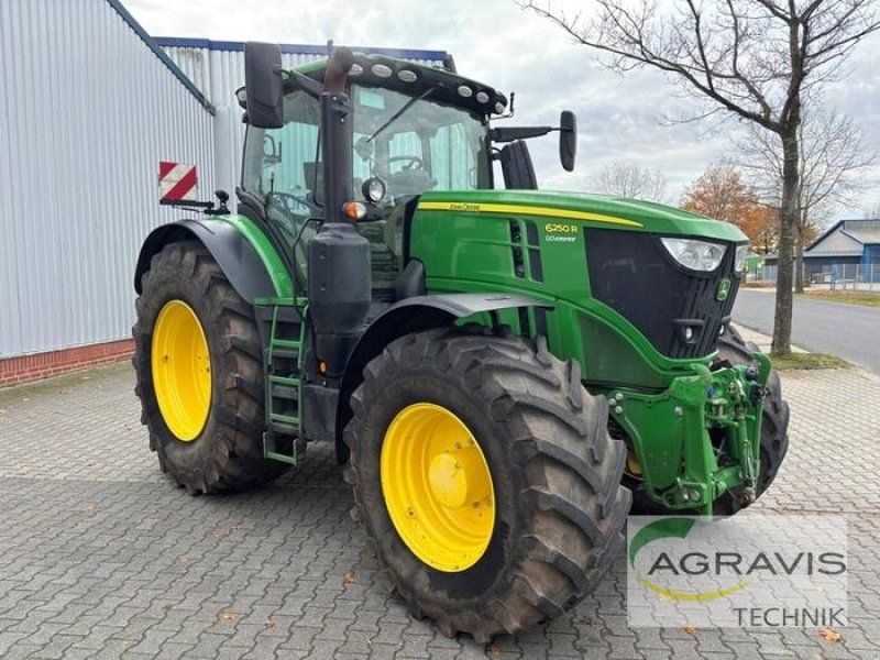 John Deere 6250 R