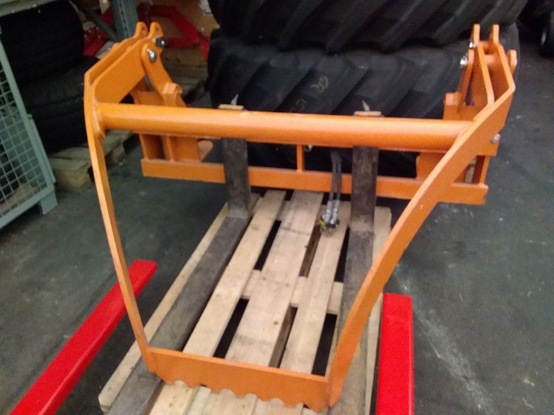 Hauer Palettengabel mit hydr. Niederhalter