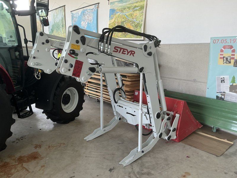 Steyr 4065 Kompakt S (Stage V)