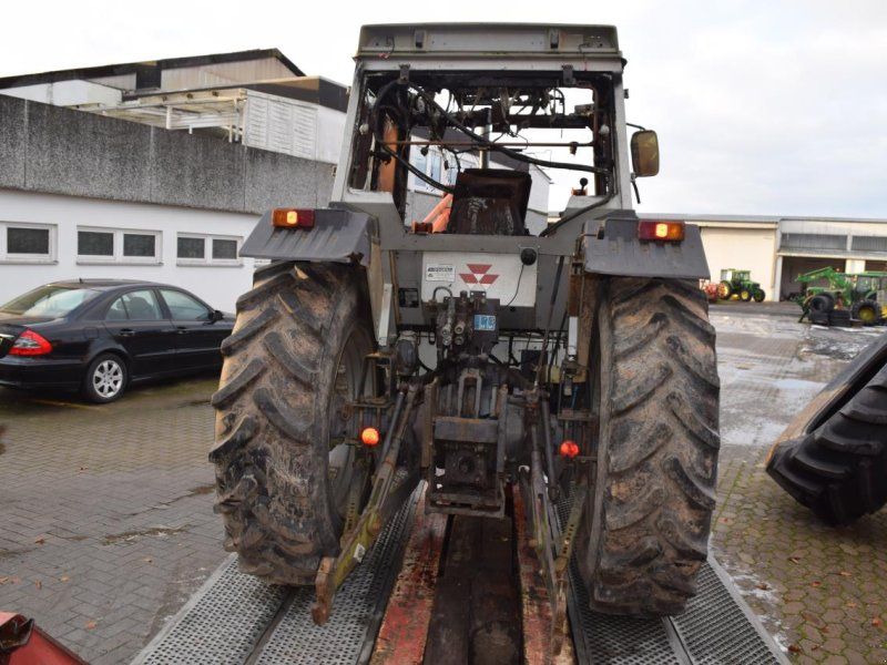 Massey Ferguson 390 T *Brandschaden*