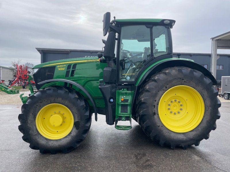 John Deere 6250R