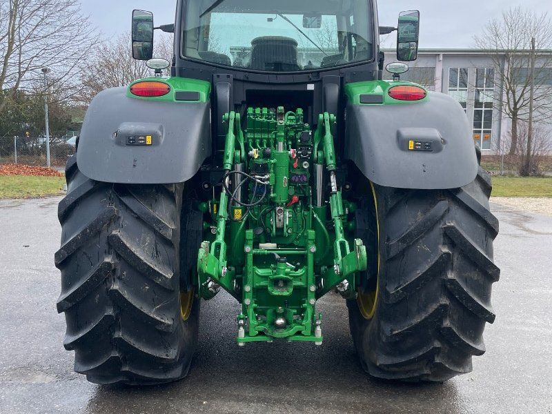 John Deere 6250R