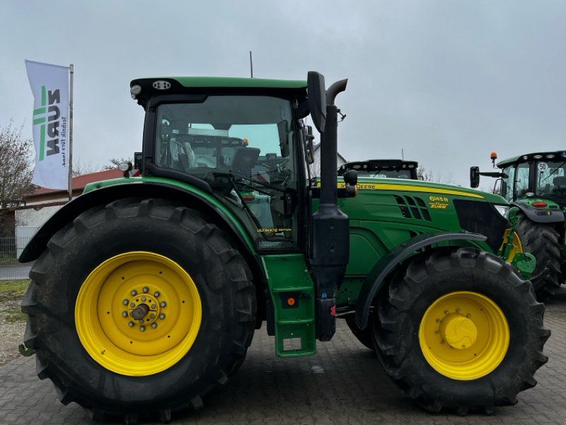 John Deere 6145R