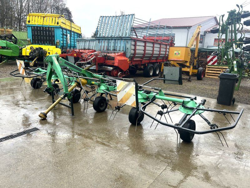 Deutz-Fahr KH 3.68 ein 6-er Kreiselheuer in einem sehr guten Zustand