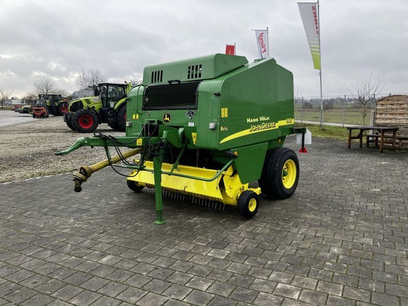 John Deere 568 MAXI CUT