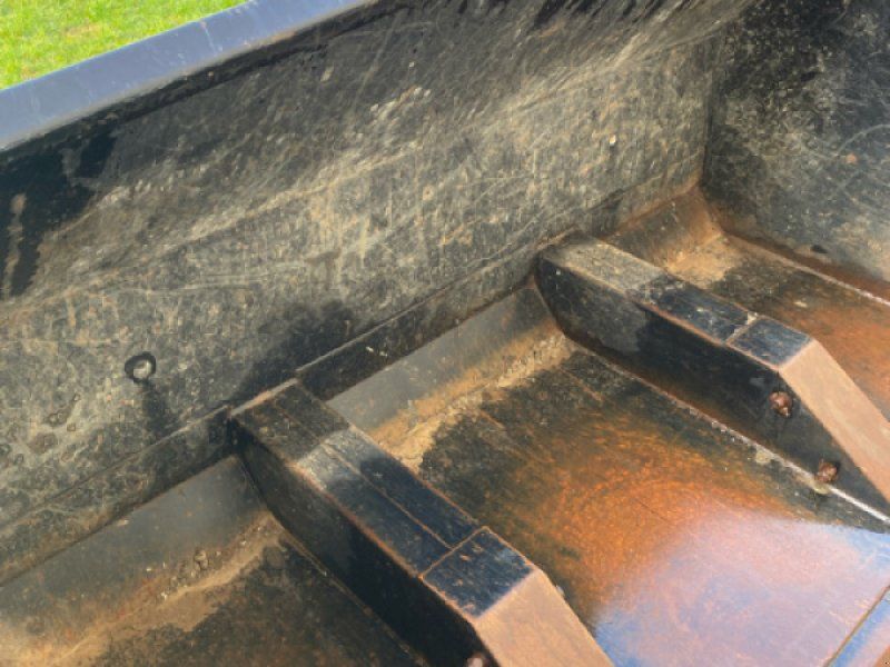 Godet à déversement .