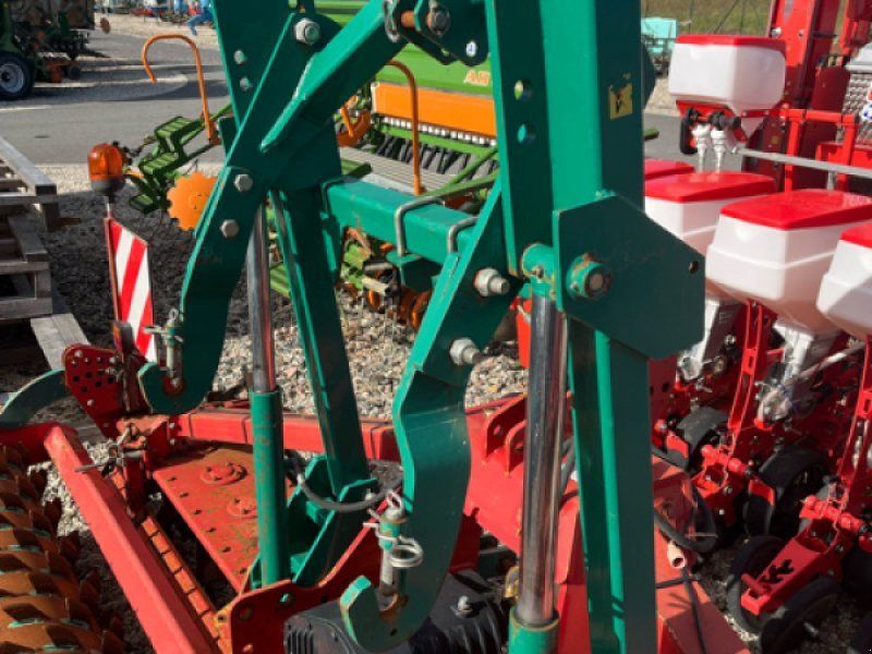 Kverneland Porte à court