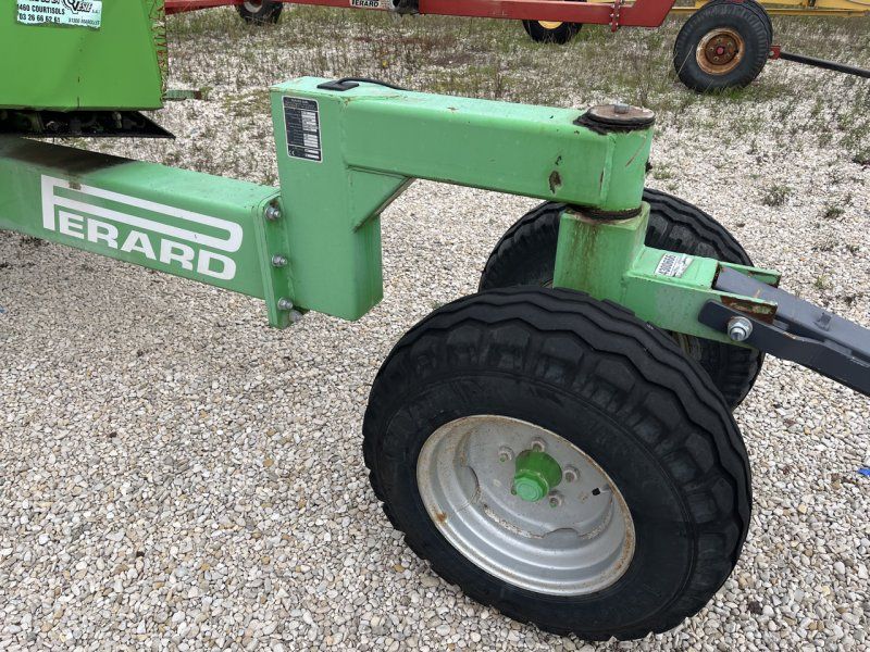 Perard Chariot coupe