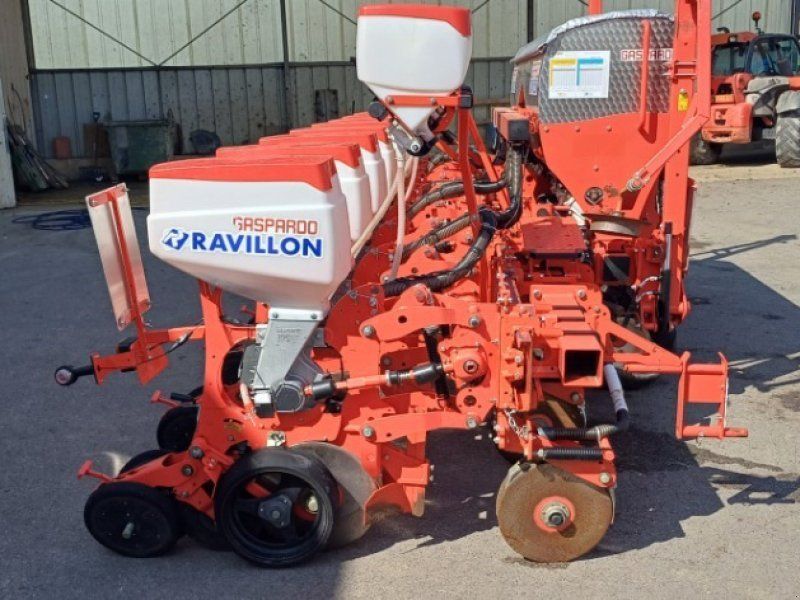 Maschio Maga-R8 rows