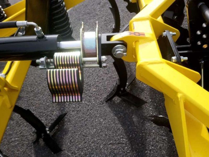 Bednar Déchaumeur à dents FENIX 3000