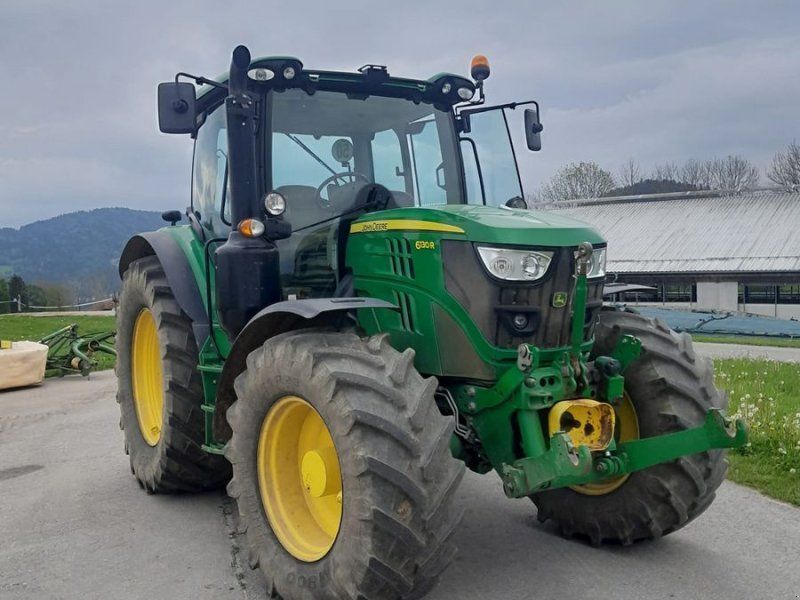 John Deere 6130R