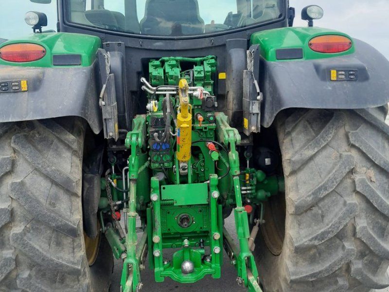 John Deere 6130R